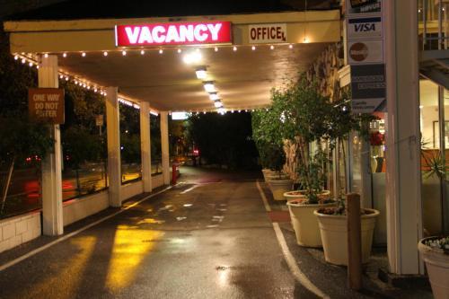 Caravelle Inn Extended Stay San Jose Dış mekan fotoğraf